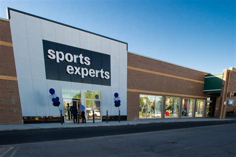 Sports Expert .